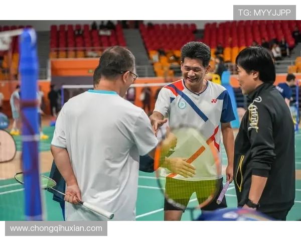 体育运动凝聚青春力量展现奋斗精神推动全民健康与社会和谐发展 体育运动凝聚青春力量展现奋斗精神推动全民健康与社会和谐发展