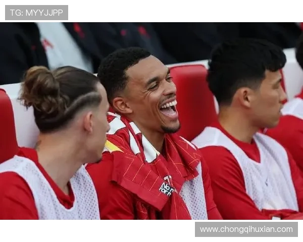 特伦特·亚历山大-阿诺德：从青年才俊到利物浦传奇右后卫的成长之路