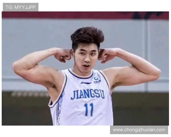 吴冠希领衔新一季篮球盛宴展现实力与团队精神引领年轻球员成长之路