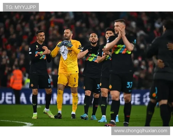 国米米兰对决巴塞罗那足球盛宴再掀高潮球迷热情高涨 国米米兰对决巴塞罗那足球盛宴再掀高潮球迷热情高涨